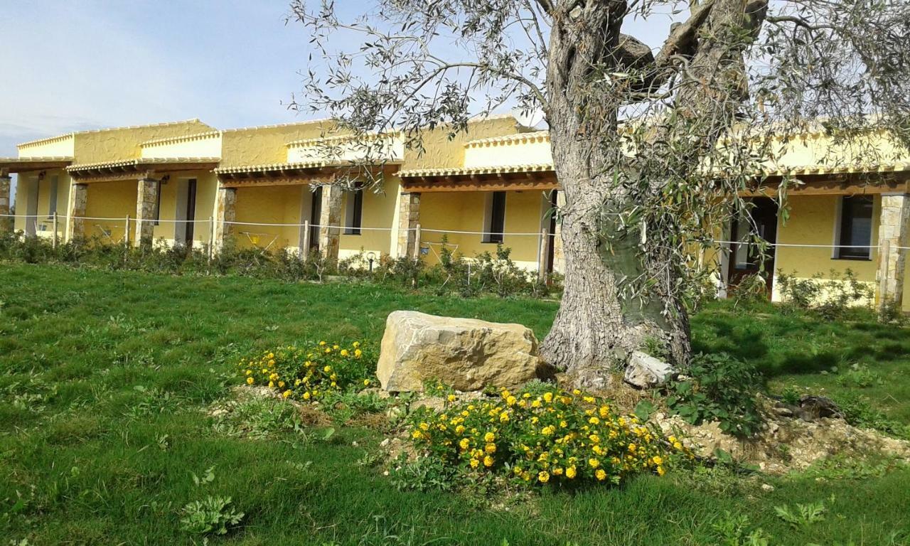 Agriturismo Is Solinas Masainas Εξωτερικό φωτογραφία