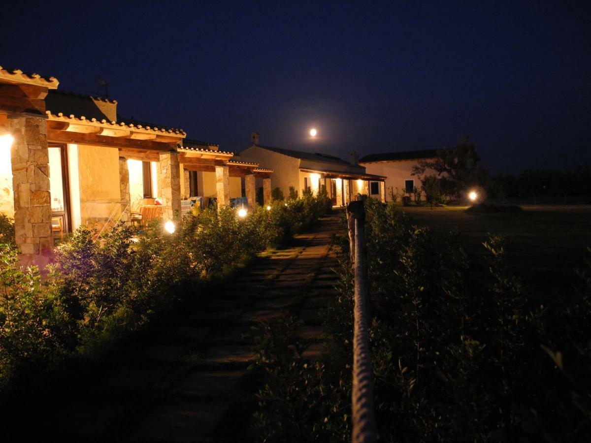 Agriturismo Is Solinas Masainas Εξωτερικό φωτογραφία